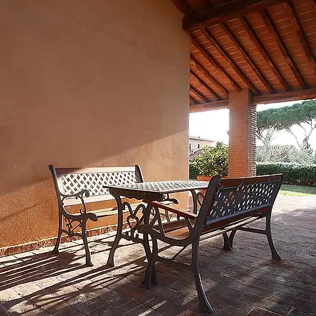 Podere San Giuseppe Aparthotel 3*