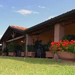 Ξενοδοχείο με διαμερίσματα Podere San Giuseppe 4*