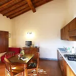 Ξενοδοχείο με διαμερίσματα Podere San Giuseppe 4*