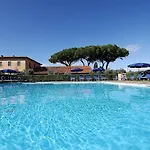 Podere San Giuseppe 4*